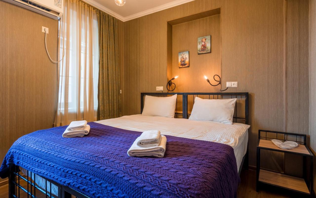 Hotel At Gomi 19 Tbilisi Exterior photo